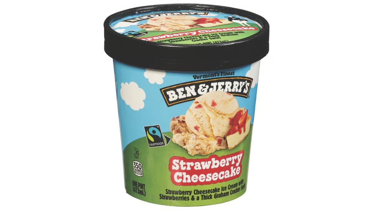 Ben & Jerry's Ice Cream Strawberry Cheesecake (1 pt) - Image 3