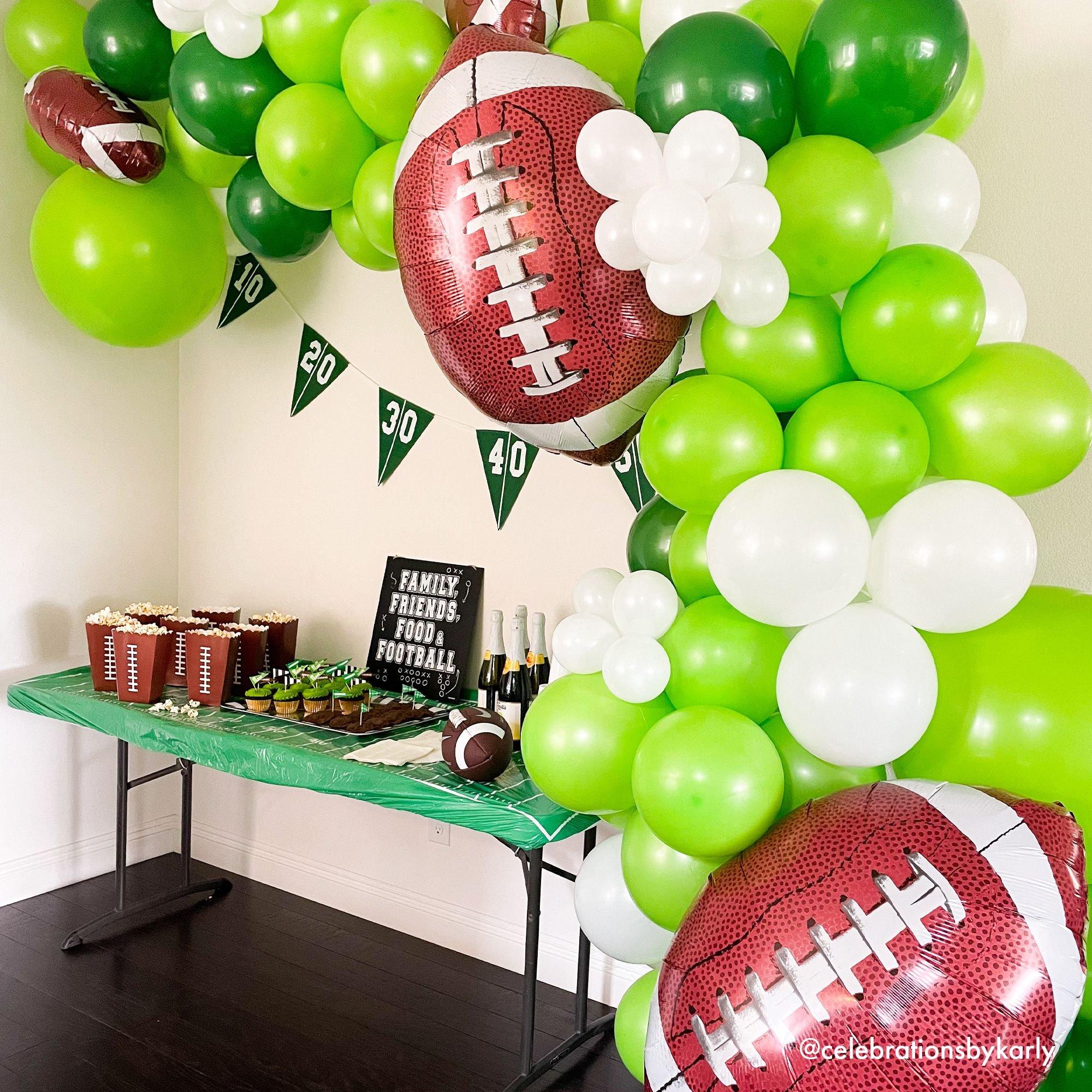 Football Balloon. 18in - Image 2