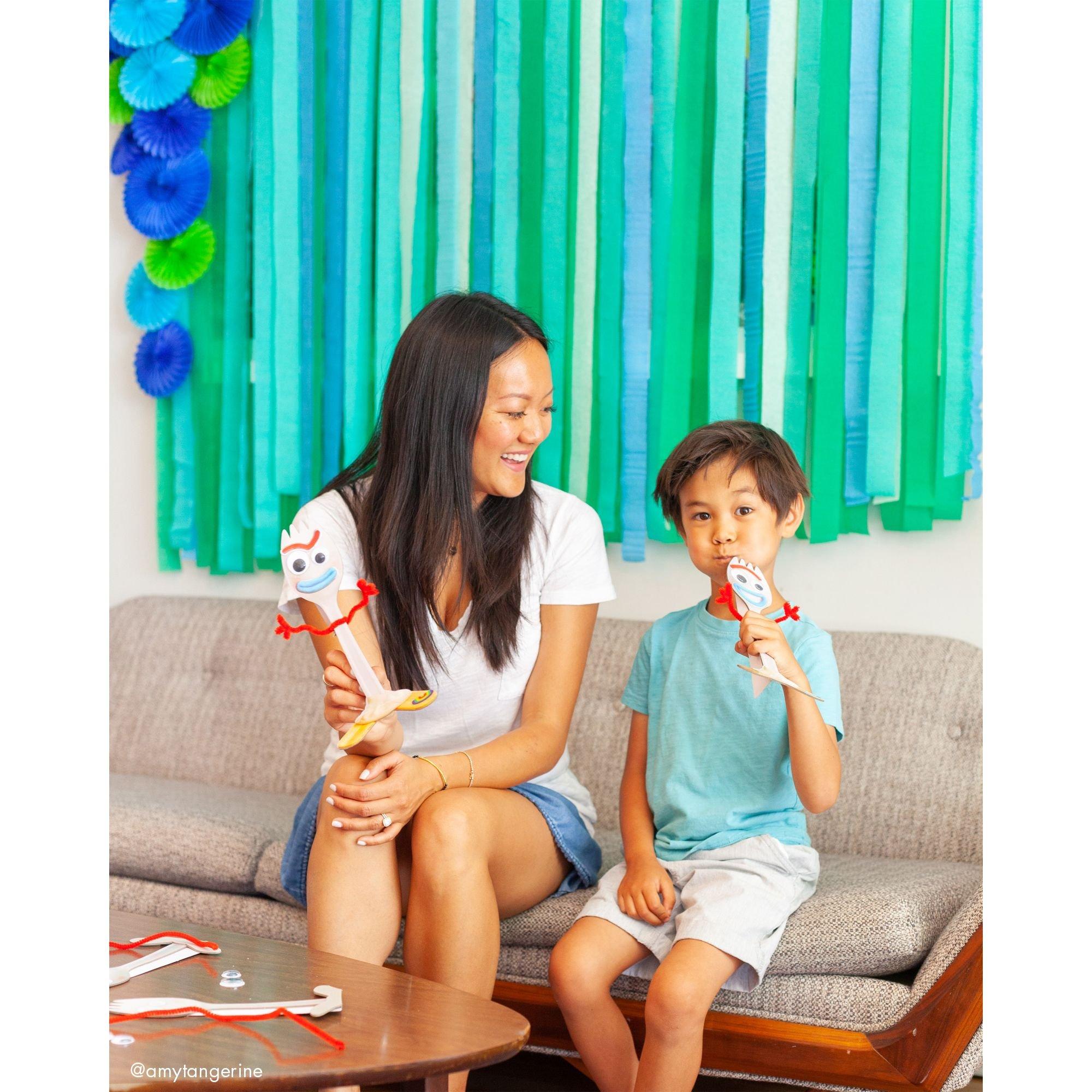 Toy Story Craft Kit for 4 - Image 4