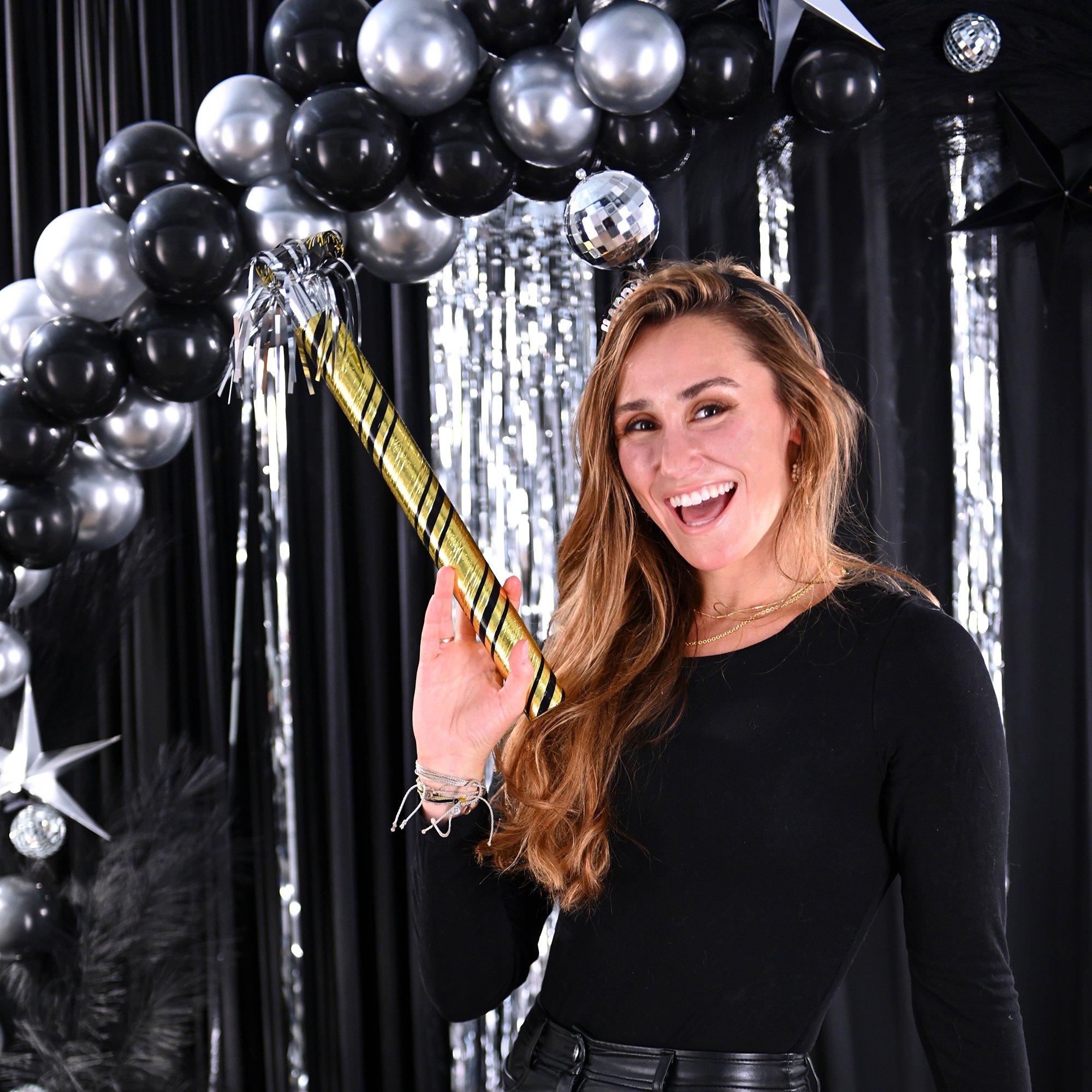 Black. Silver & Gold New Year's Eve Blowouts. 17in. 2ct - Image 3